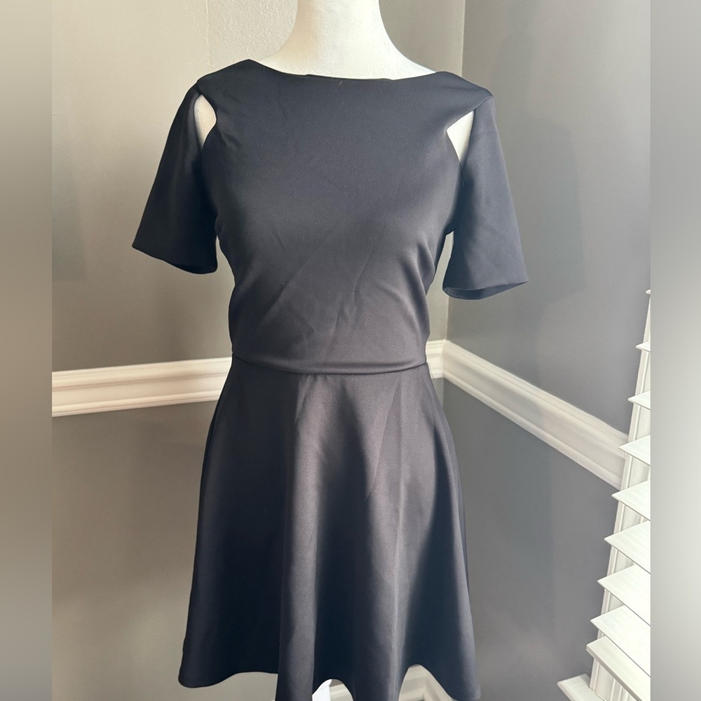 NWT $88 AQUA Cut Out Black Mini Party fit flare Dress Medium